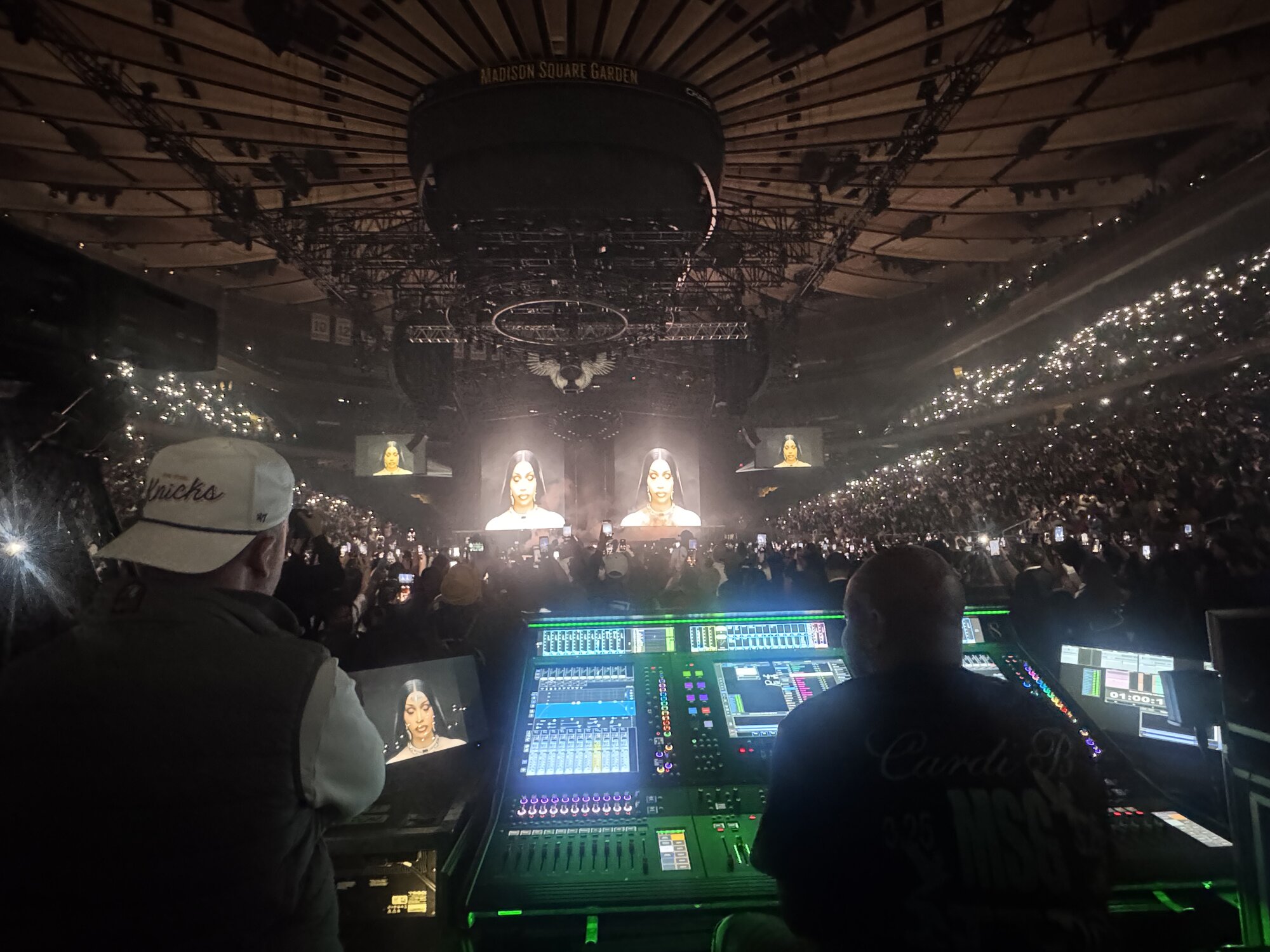 Front-of-house mix position